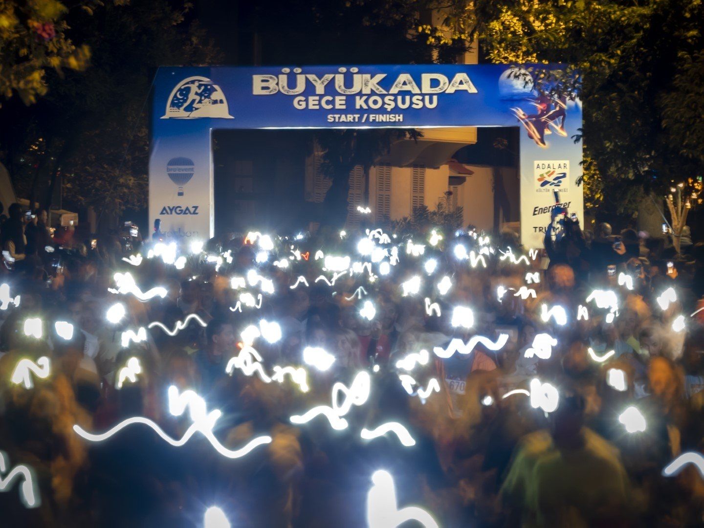 H.I.S. Sports News - Prince's Islands Night Run 2022